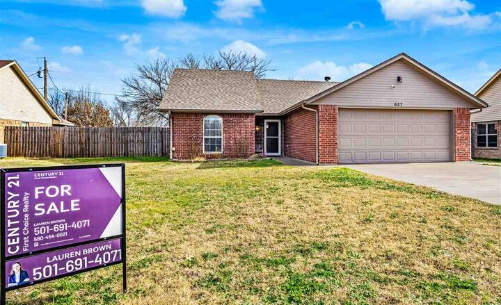 Property Photo: 627 NW Granite Ave OK 73527