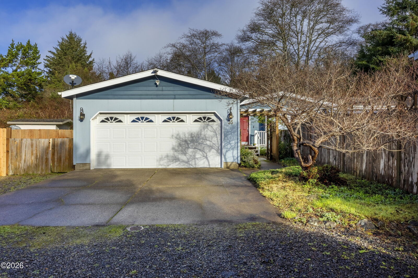 Property Photo:  35 Piano Court  OR 97341 