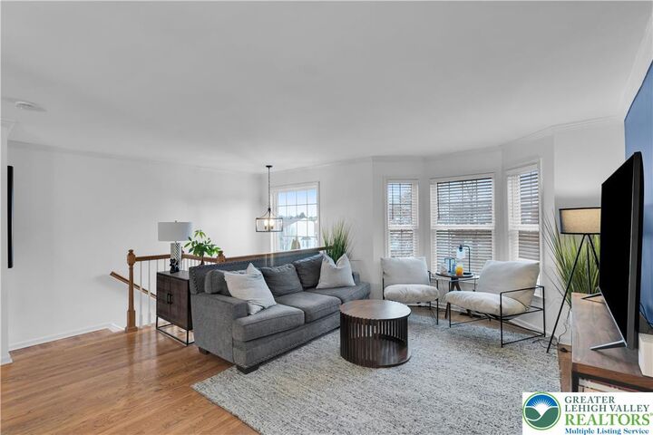 Property Photo:  307 S Oak Street  PA 18017 