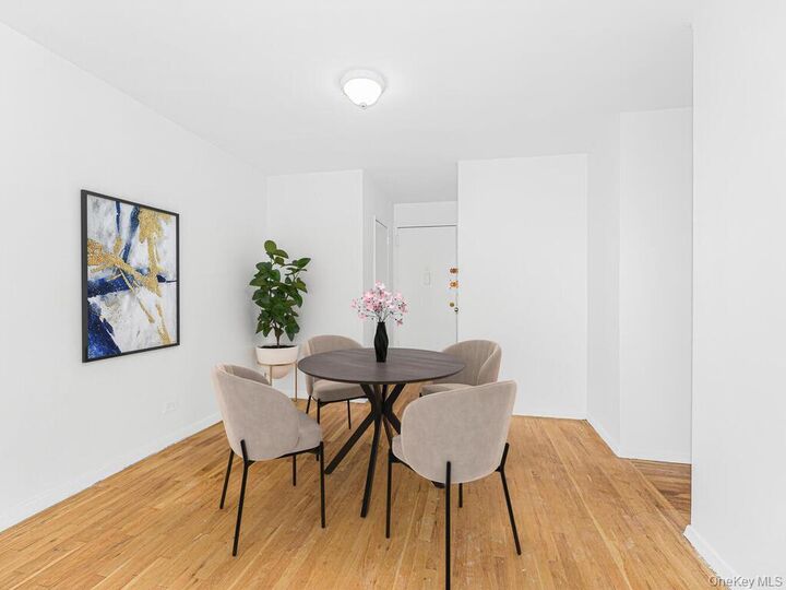 Property Photo:  255 Bronx River Road 7L  NY 10704 