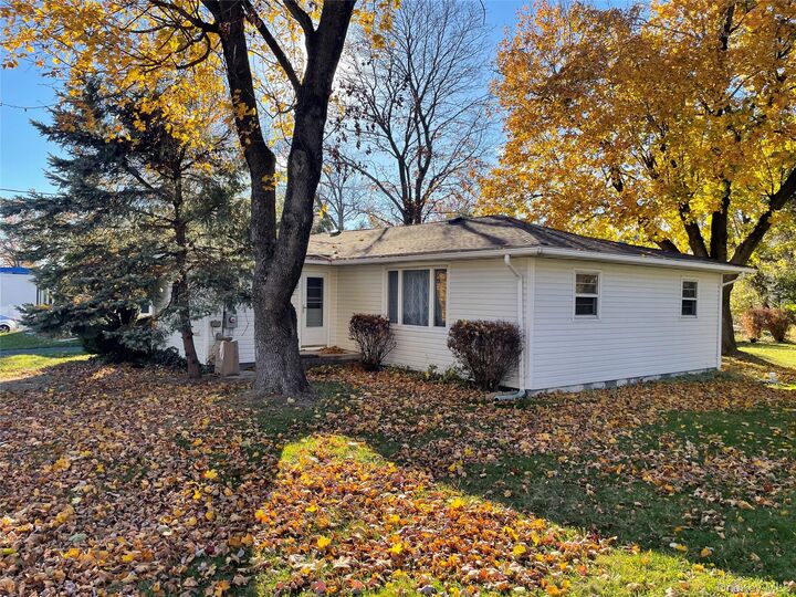 Property Photo: 11 Fifth Avenue NY 12550