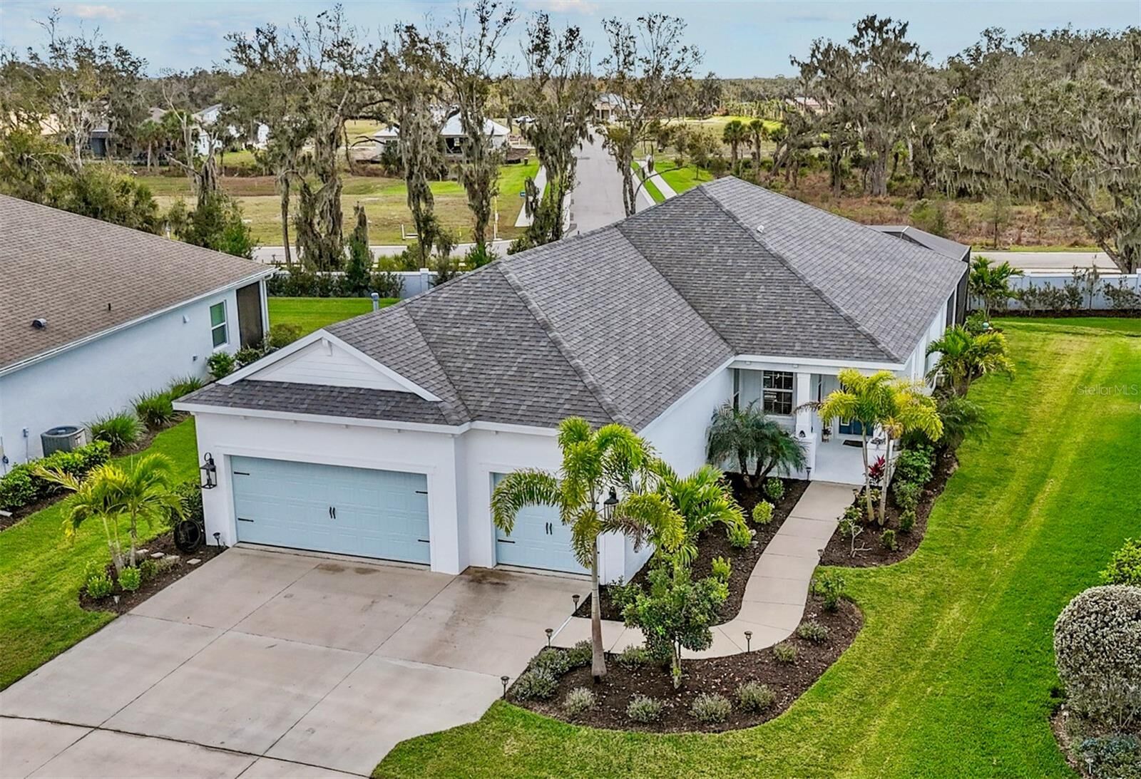 Property Photo: 13732 Old Creek Court FL 34219