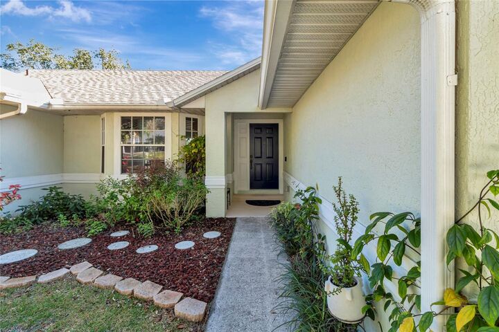 Property Photo:  10507 Mira Lago Lane  FL 34711 