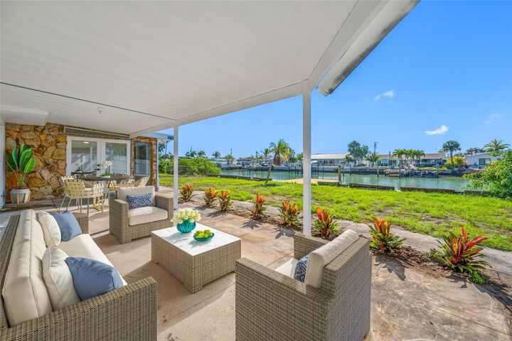 Property Photo: 7930 Causeway Boulevard S FL 33707