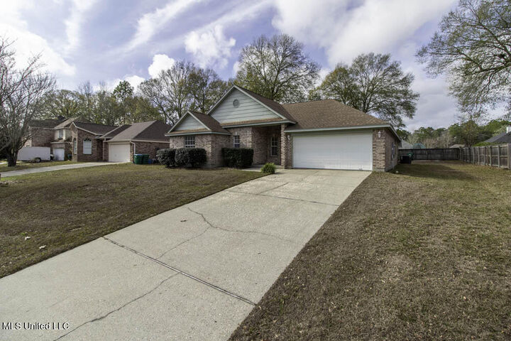 Property Photo: 13647 Tara Hills Circle MS 39503