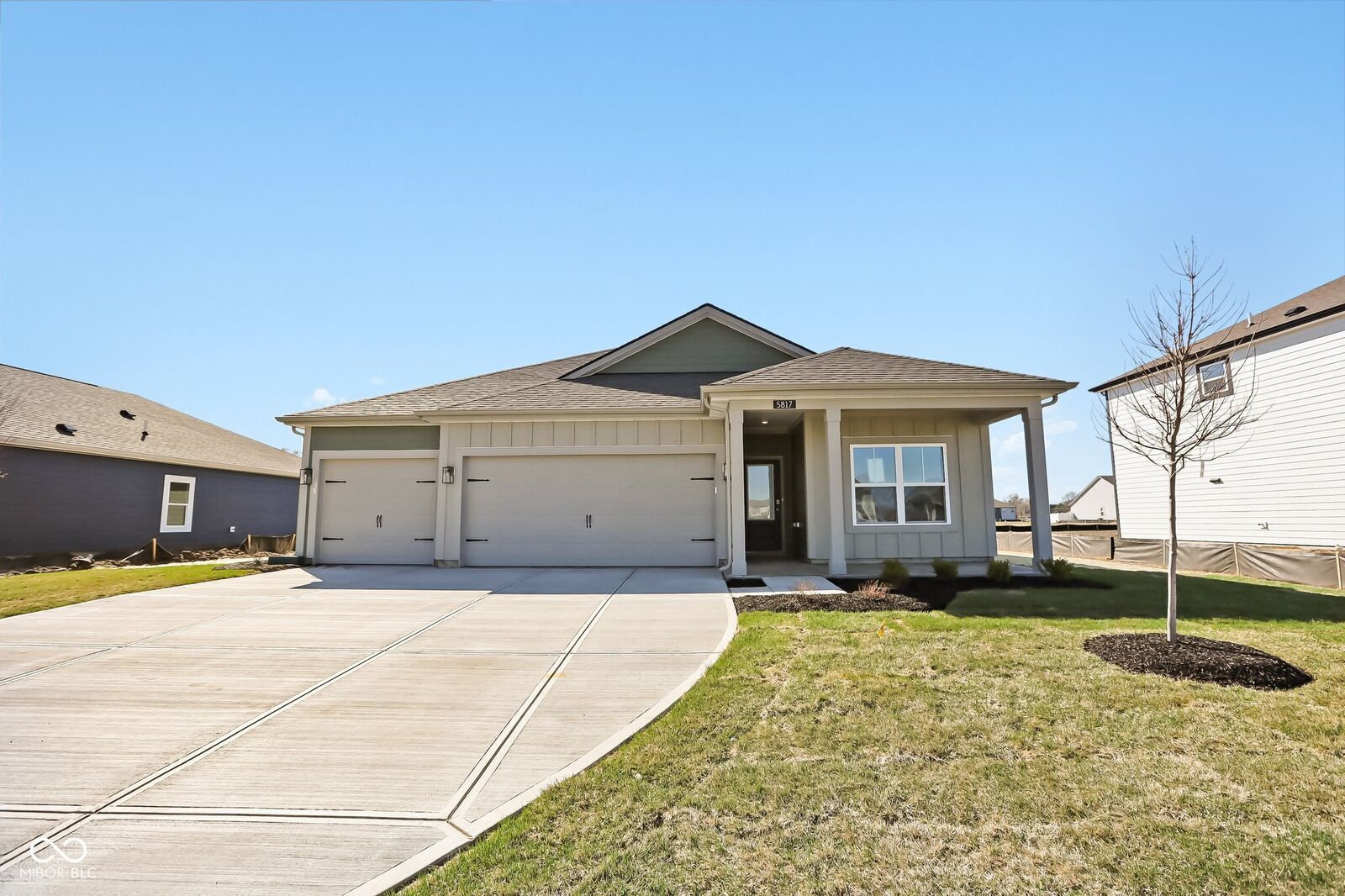 Property Photo:  5817 Crotal Avenue  IN 46143 
