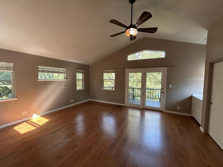 Property Photo:  949 Bliss Court  CA 95667 