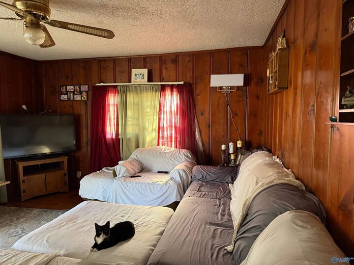 Property Photo:  317 Grady Street  AL 35904 