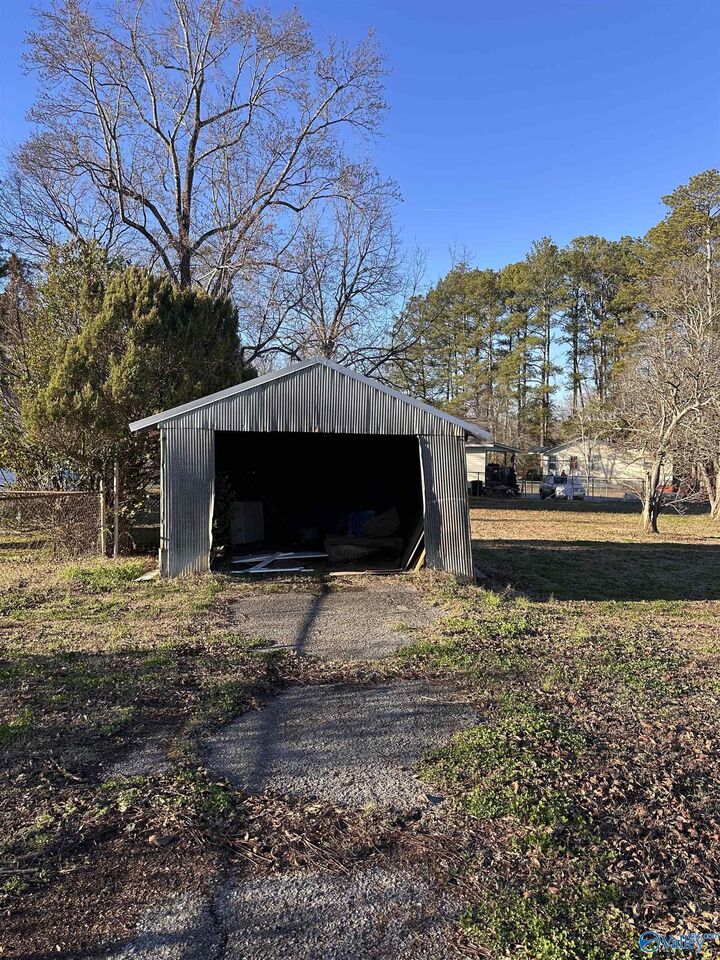 Property Photo:  1321 S 11th Street  AL 35904 