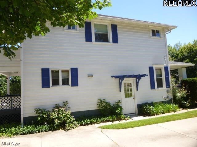 Property Photo:  751 E Main Street  OH 44266 