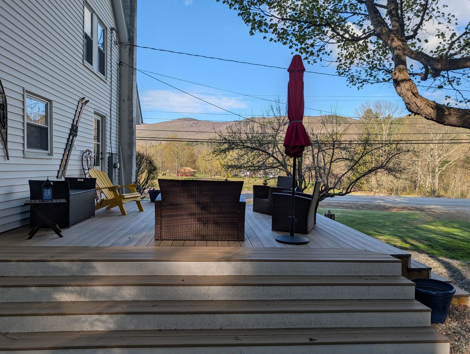 Property Photo:  819 Eastside Road  NH 03262 