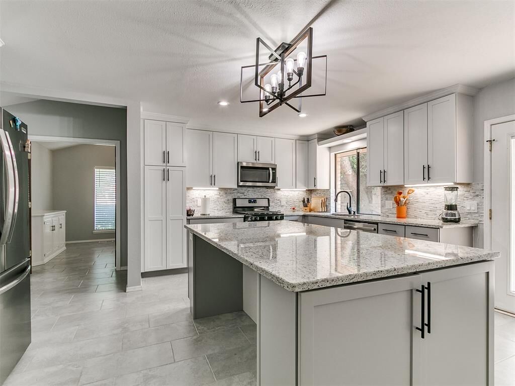 Property Photo:  6112 Shaftsbury Road  OK 73132 