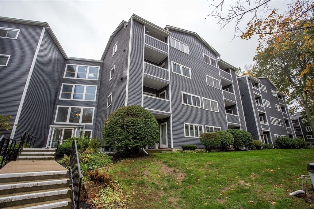 Property Photo:  500 Colonial Drive 310  MA 01938 