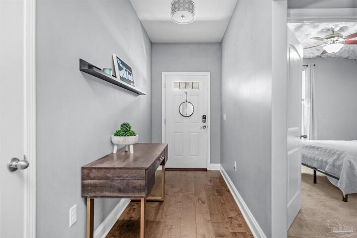 Property Photo:  2269 Tom St  FL 32566 