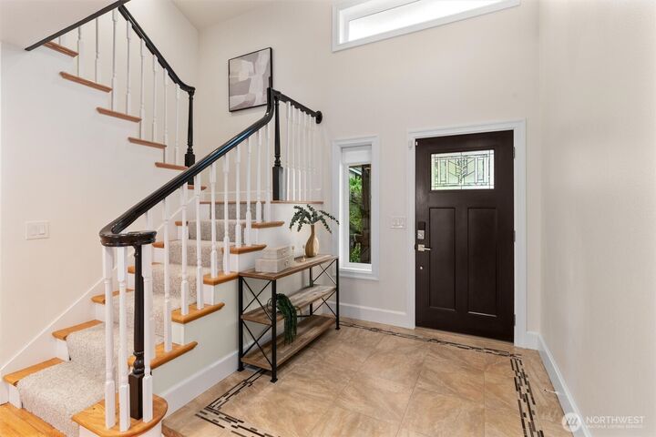 Property Photo:  6315  142nd Avenue SE  WA 98006 