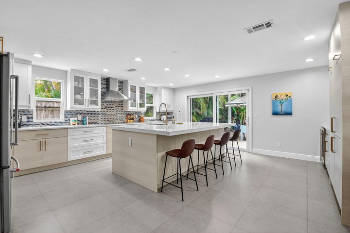 Property Photo:  3957 NW 7th Court  FL 33445 