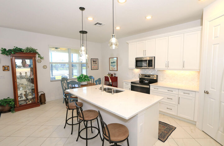 Property Photo:  8881 SW Breve Way  FL 34987 