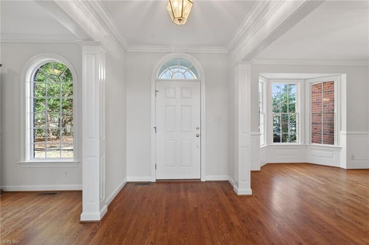 Property Photo:  20480 W Creek Pl  VA 23430 