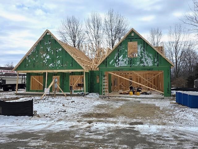 Property Photo: 1339 Clear Creek W IN 47374