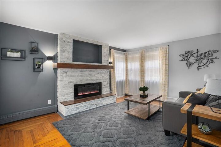 Property Photo:  1401 Hope Road  RI 02831 