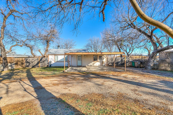 Property Photo:  2322 Fishermans Road  TX 76904 