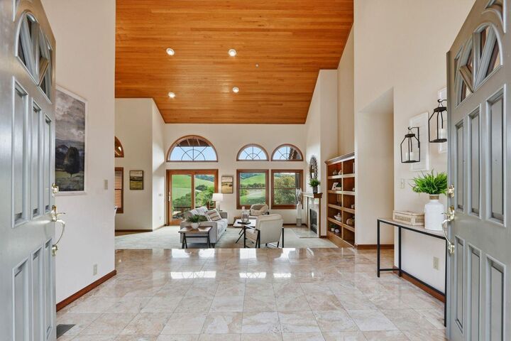 Property Photo:  525 Vista Ridge Drive  CA 95035 