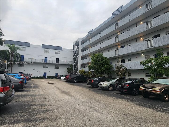 Property Photo:  7521 NW 16th St 4306  FL 33313 