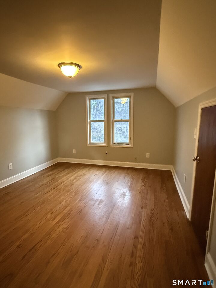 Property Photo:  21 North Walnut Street 3  CT 06704 