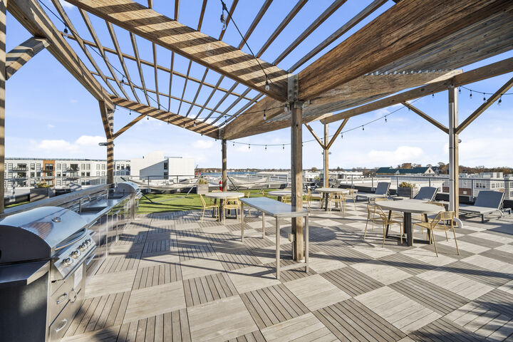 Property Photo:  19 Day Street 402  CT 06854 