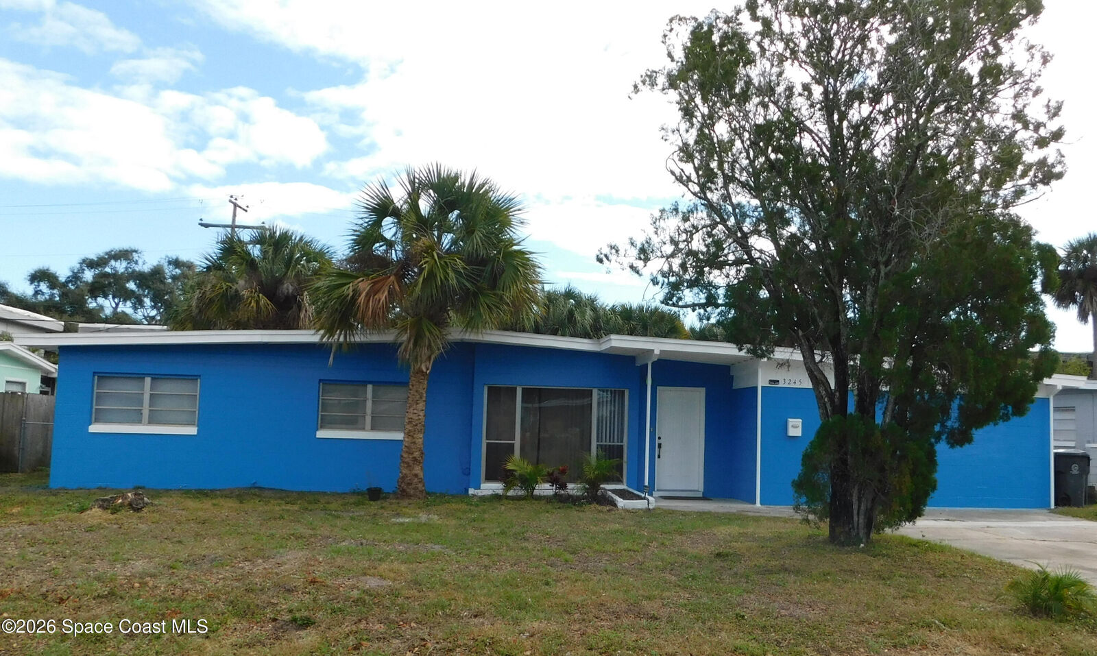 Property Photo:  3245 Citrus Court  FL 32780 