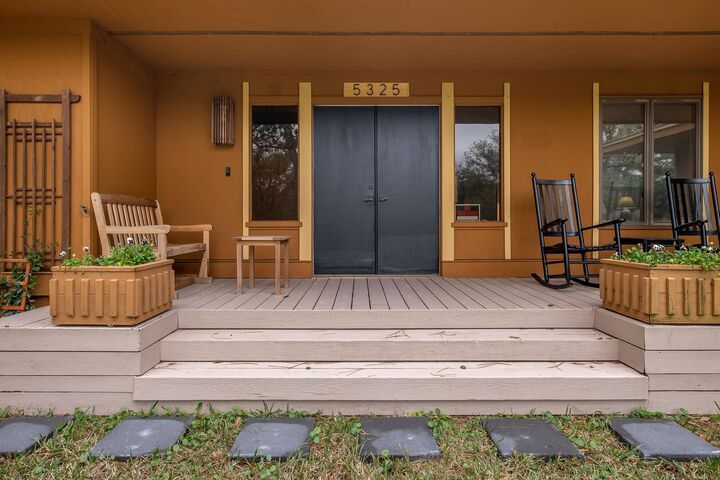 Property Photo:  5325 Touraine Drive  FL 32308-6235 