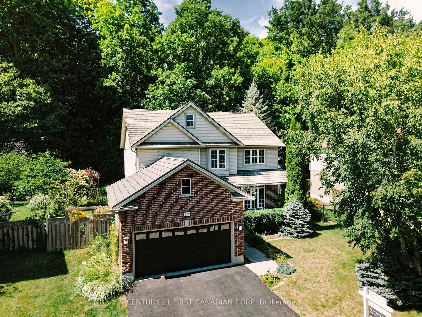 Property Photo:  327 Richmeadow Road  ON N6H 5T2 