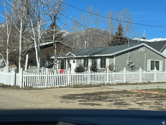 Property Photo: 280 W 100 S UT 84049