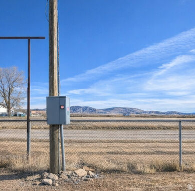 Property Photo: 405 S 100 E 4 UT 84630