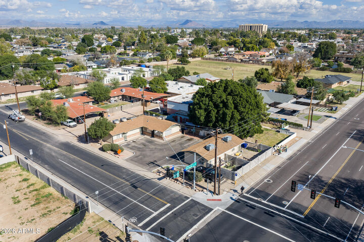 Property Photo: 805 N Westwood -- AZ 85201