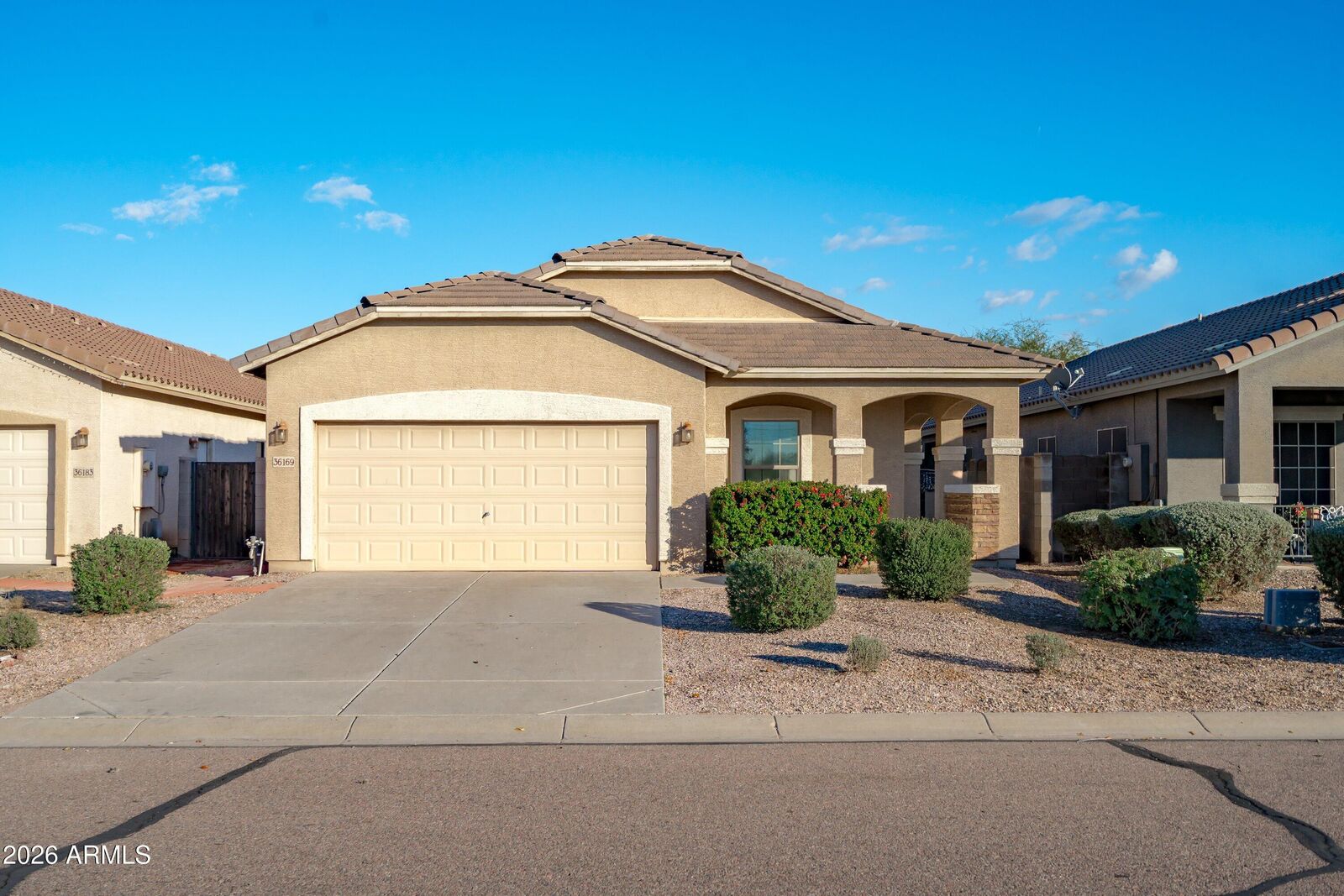 Property Photo:  36169 N Mirandesa Drive  AZ 85143 