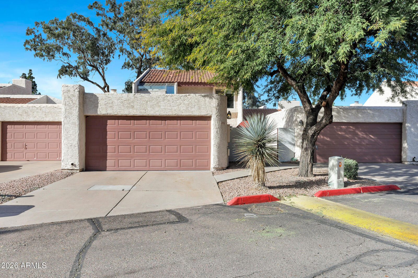 Property Photo: 1832 S River Drive AZ 85281