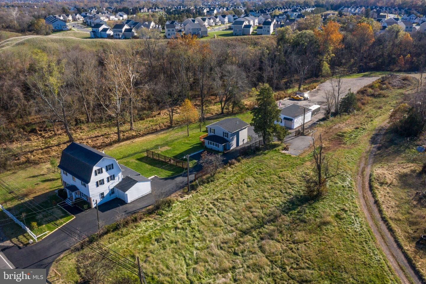 Property Photo:  41217 Little River Turnpike  VA 20105 