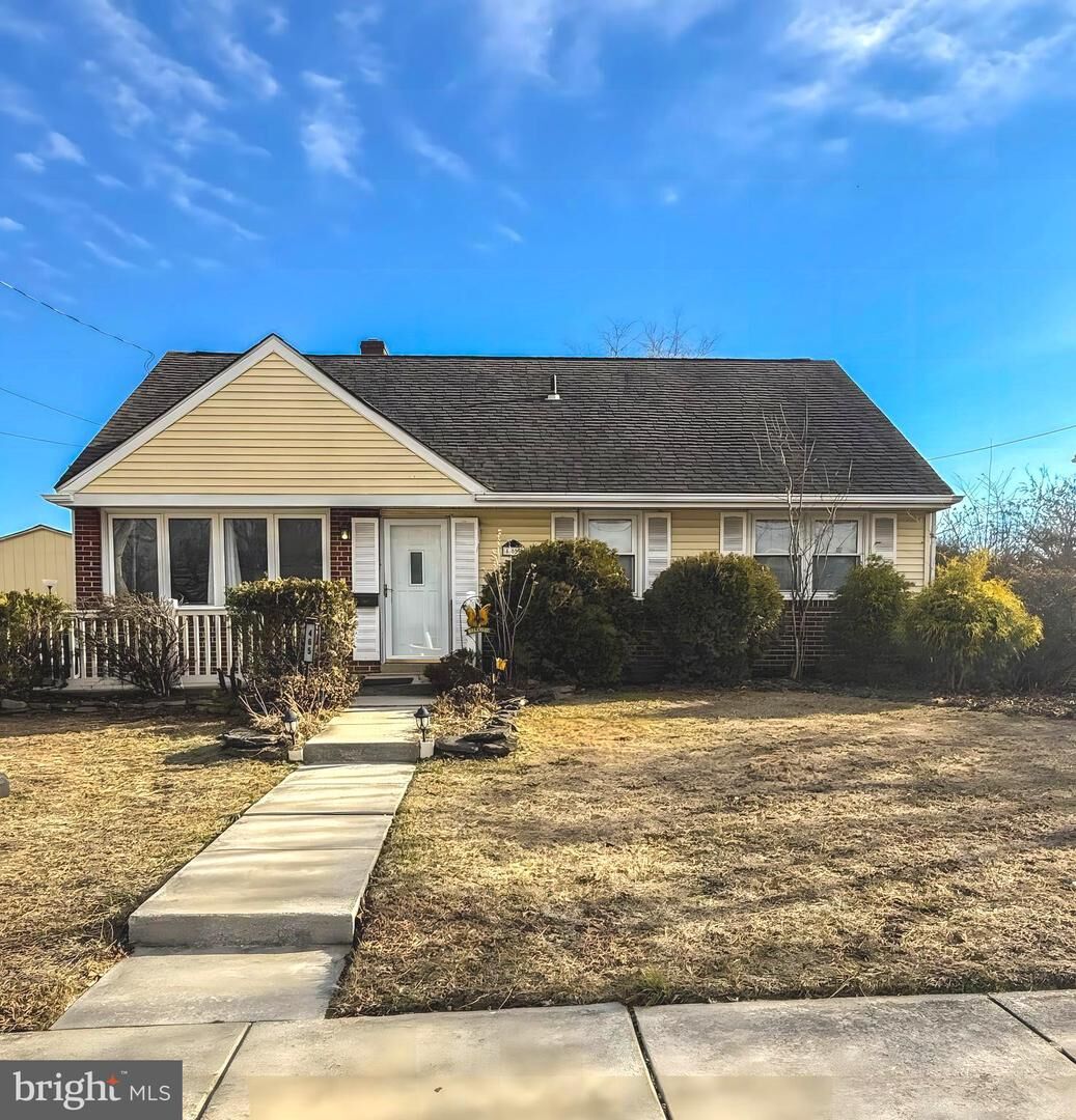 Property Photo:  465 Bucknell Avenue  NJ 08090 