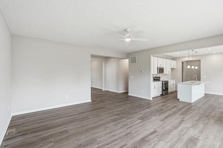Property Photo:  1204 Eagle Boulevard  OH 45039 