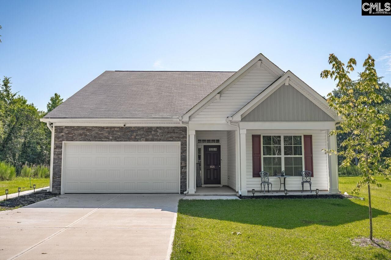 Property Photo:  1625 Chain Gang  SC 29044 