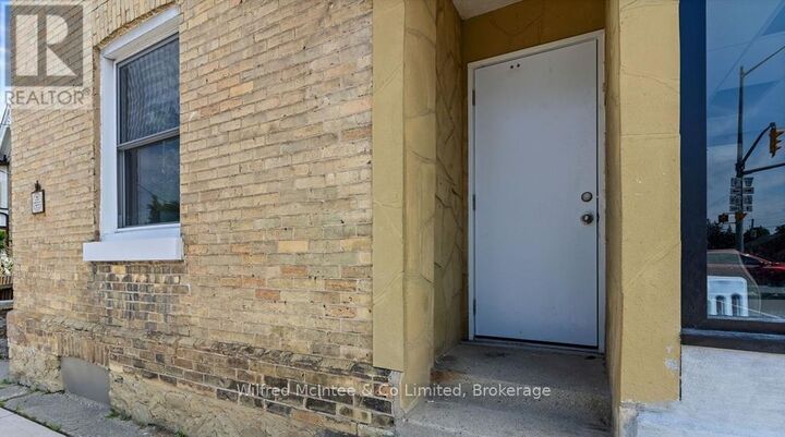 Property Photo:  4 Elora Street North  ON N0G 1Z0 