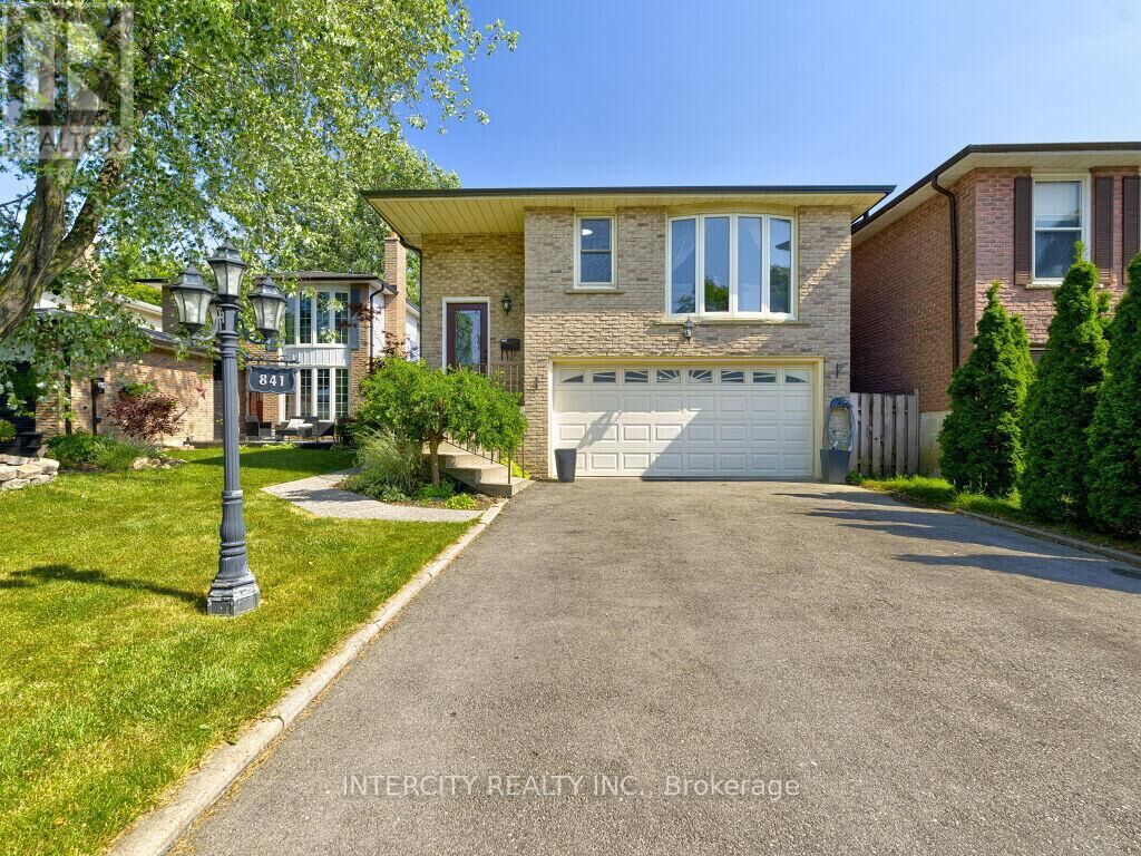 Property Photo:  841 Coulson Avenue  ON L9T 4K3 