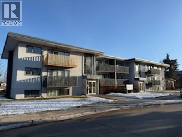 1016 Johnson Street — photo 1