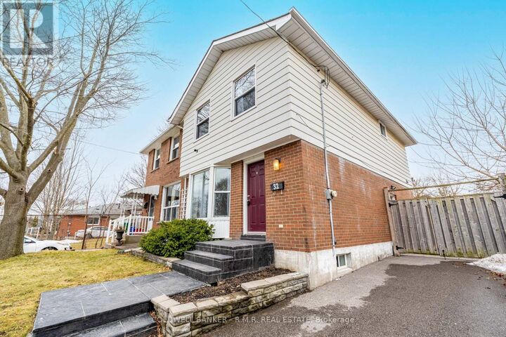 Property Photo:  32 Vancouver Court  ON L1J 5X2 