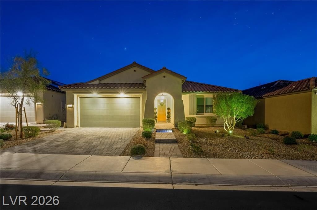 Property Photo: 6514 Corsari Ridge Street NV 89166