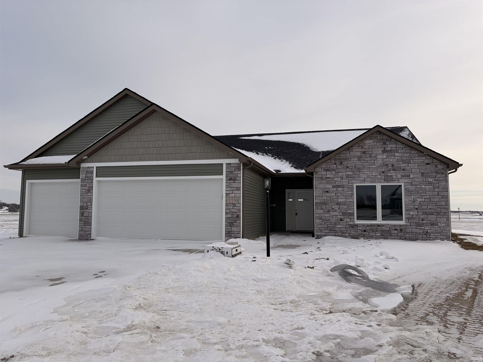 Property Photo: 5591 Broad Fields Cove IN 46818