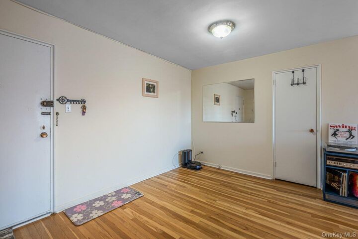 Property Photo:  18-50 211 Street 6B  NY 11360 