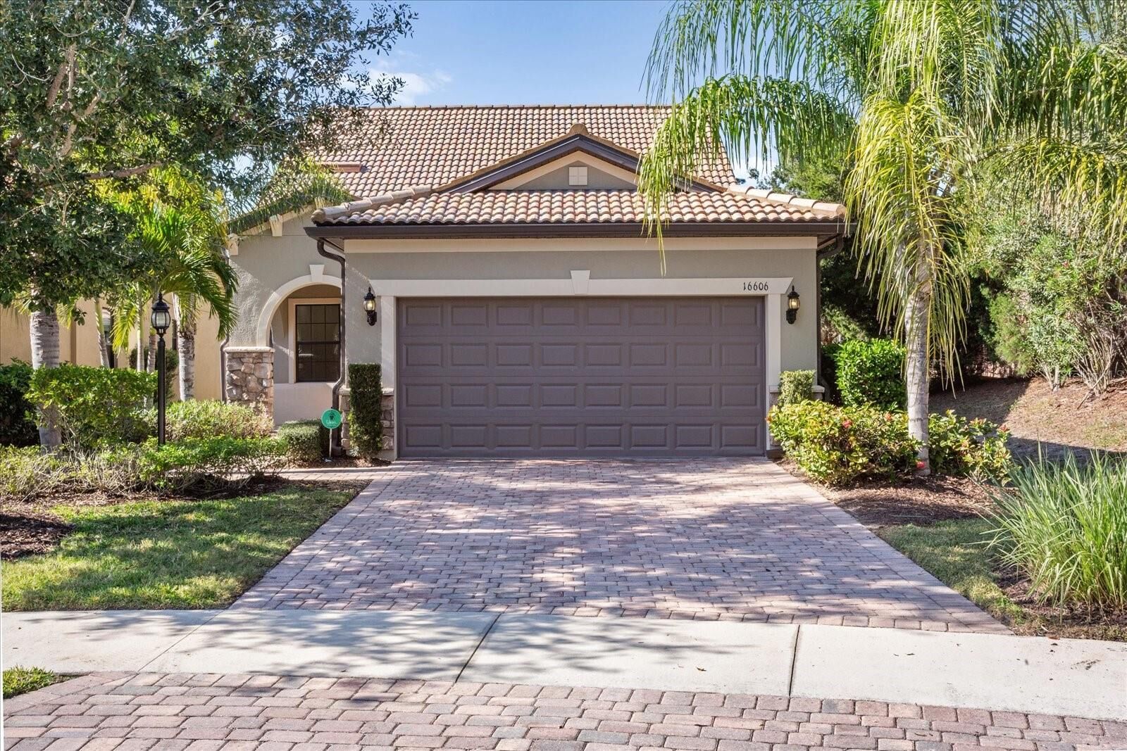 Property Photo:  16606 Blackwater Terrace  FL 34202 