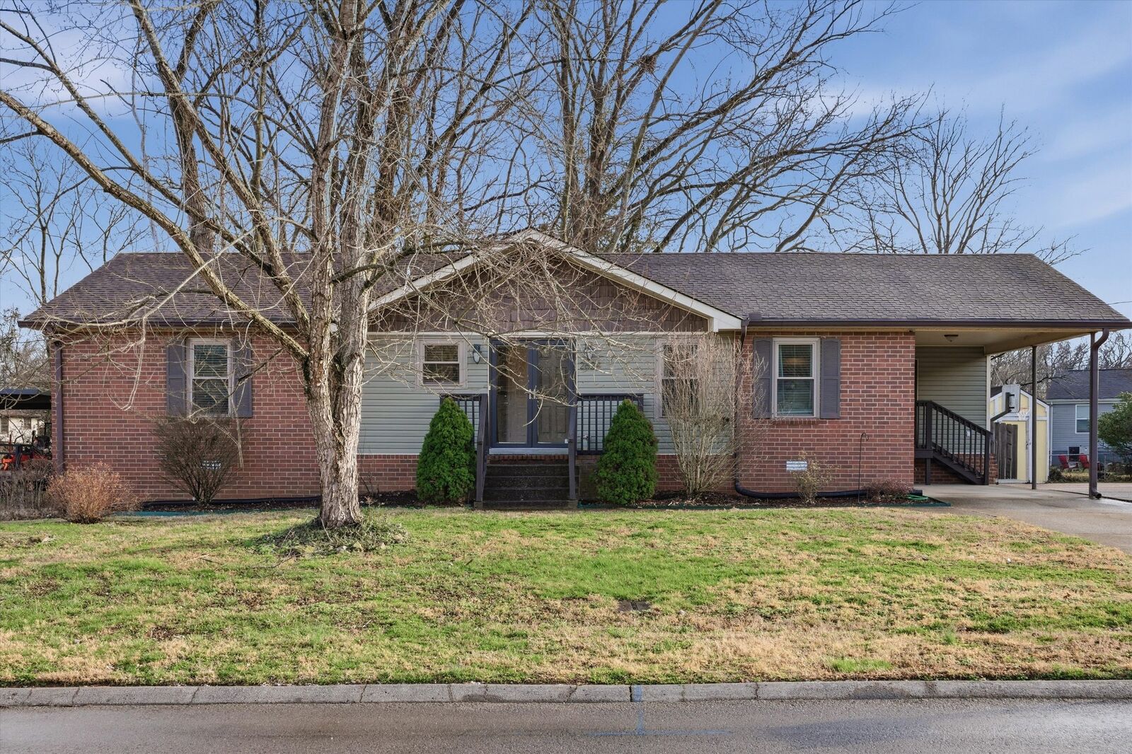 Property Photo: 2624 Morganmeade Dr TN 37216